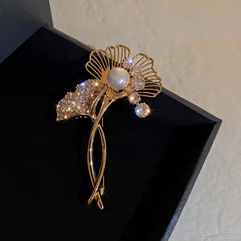 Women'S Fashion Boutique - Broches Élégantes et Exquises en Alliage