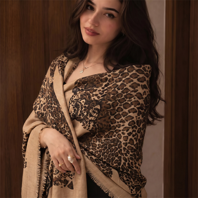 Hijab et foulard vintage à imp - Women Fashion Wear avis et prix