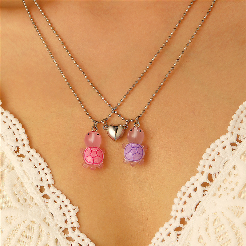2 pièces de colliers pendentif - Women'S Day Fashion Show avis et prix