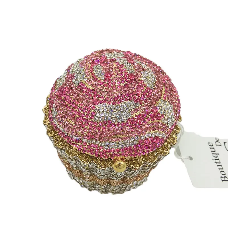 Pochette Chi Cake pour femme,  - Women'S Fashion Boutique avis et prix