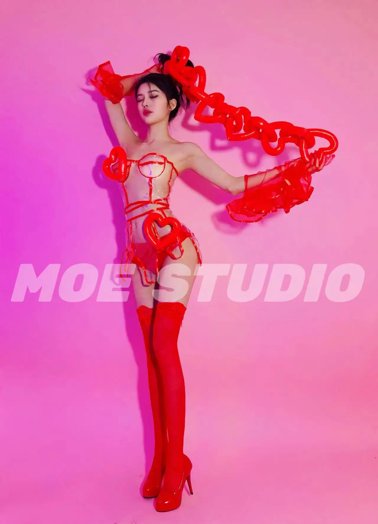 Nouvelle tenue de performance  - Women'S Day Fashion Show avis et prix